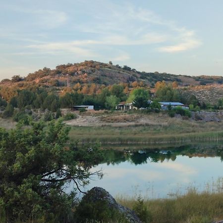 Casas Rurales Laguna La Tinaja オッサ・デ・モンティエル エクステリア 写真
