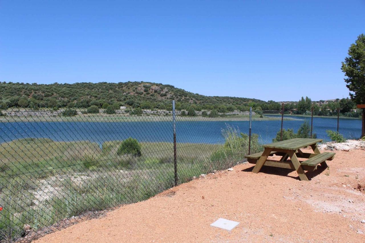 Casas Rurales Laguna La Tinaja オッサ・デ・モンティエル エクステリア 写真