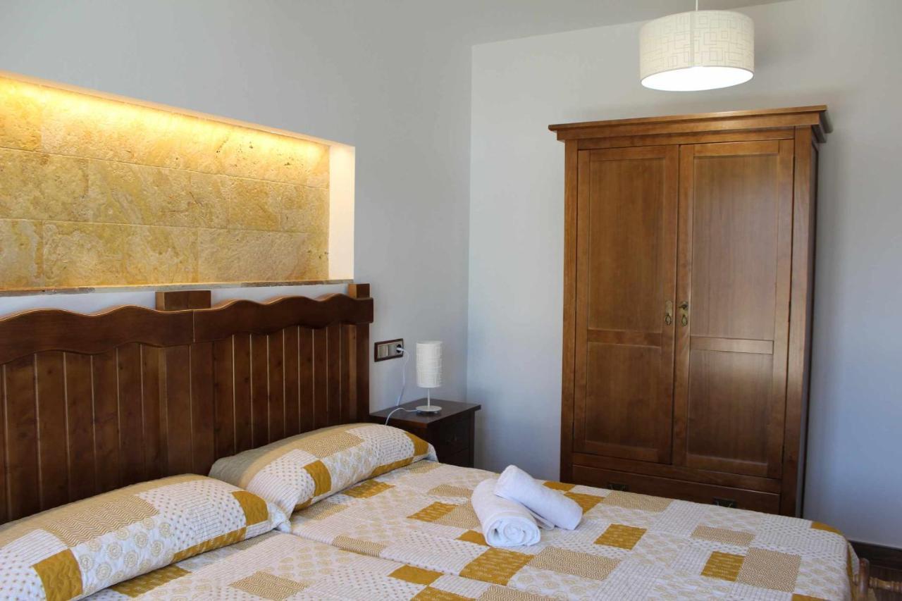 Casas Rurales Laguna La Tinaja オッサ・デ・モンティエル エクステリア 写真