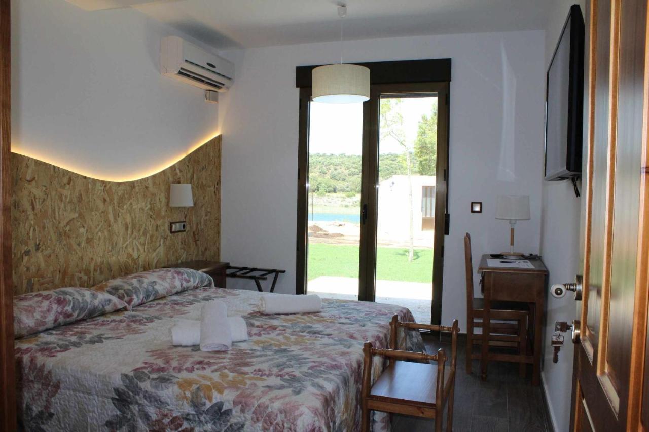 Casas Rurales Laguna La Tinaja オッサ・デ・モンティエル エクステリア 写真