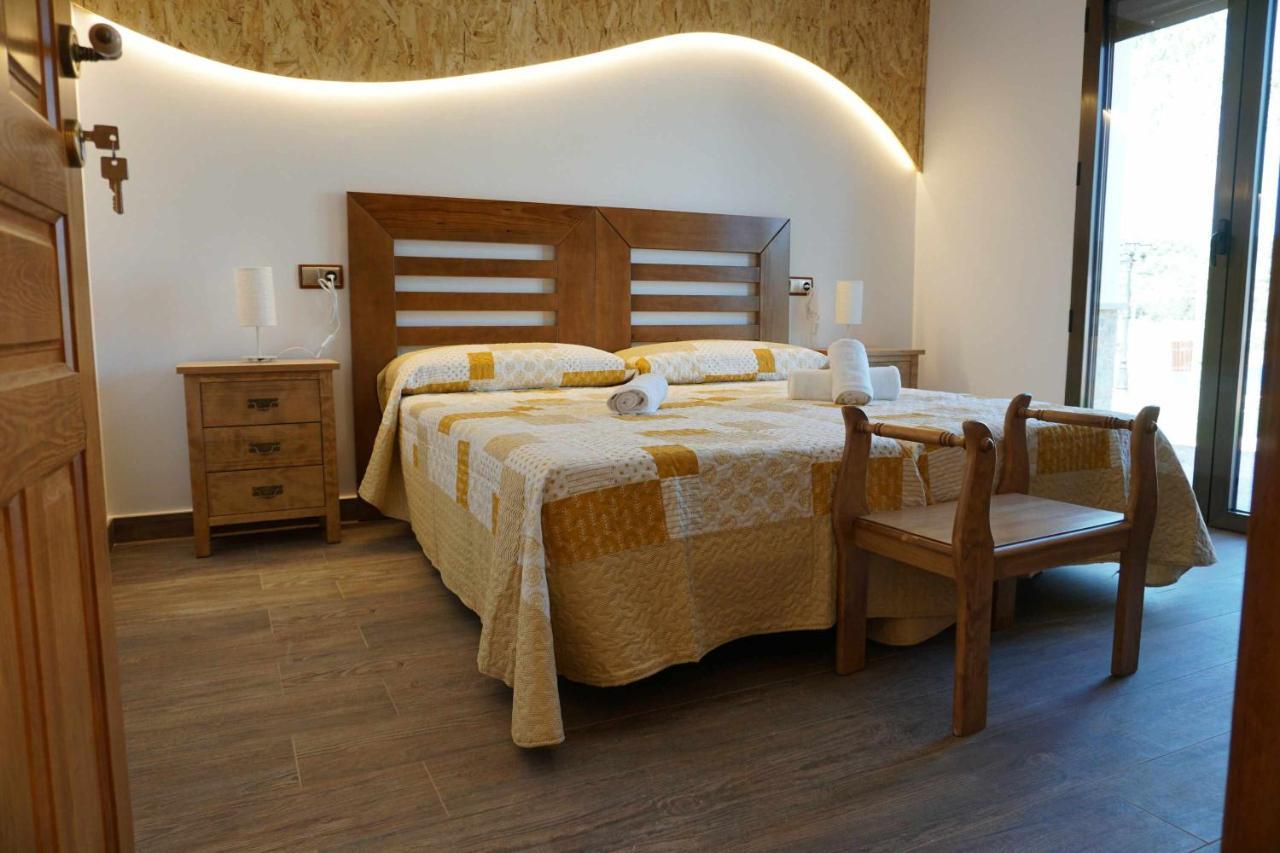 Casas Rurales Laguna La Tinaja オッサ・デ・モンティエル エクステリア 写真