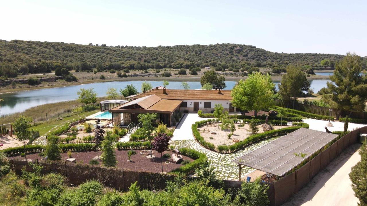 Casas Rurales Laguna La Tinaja オッサ・デ・モンティエル エクステリア 写真