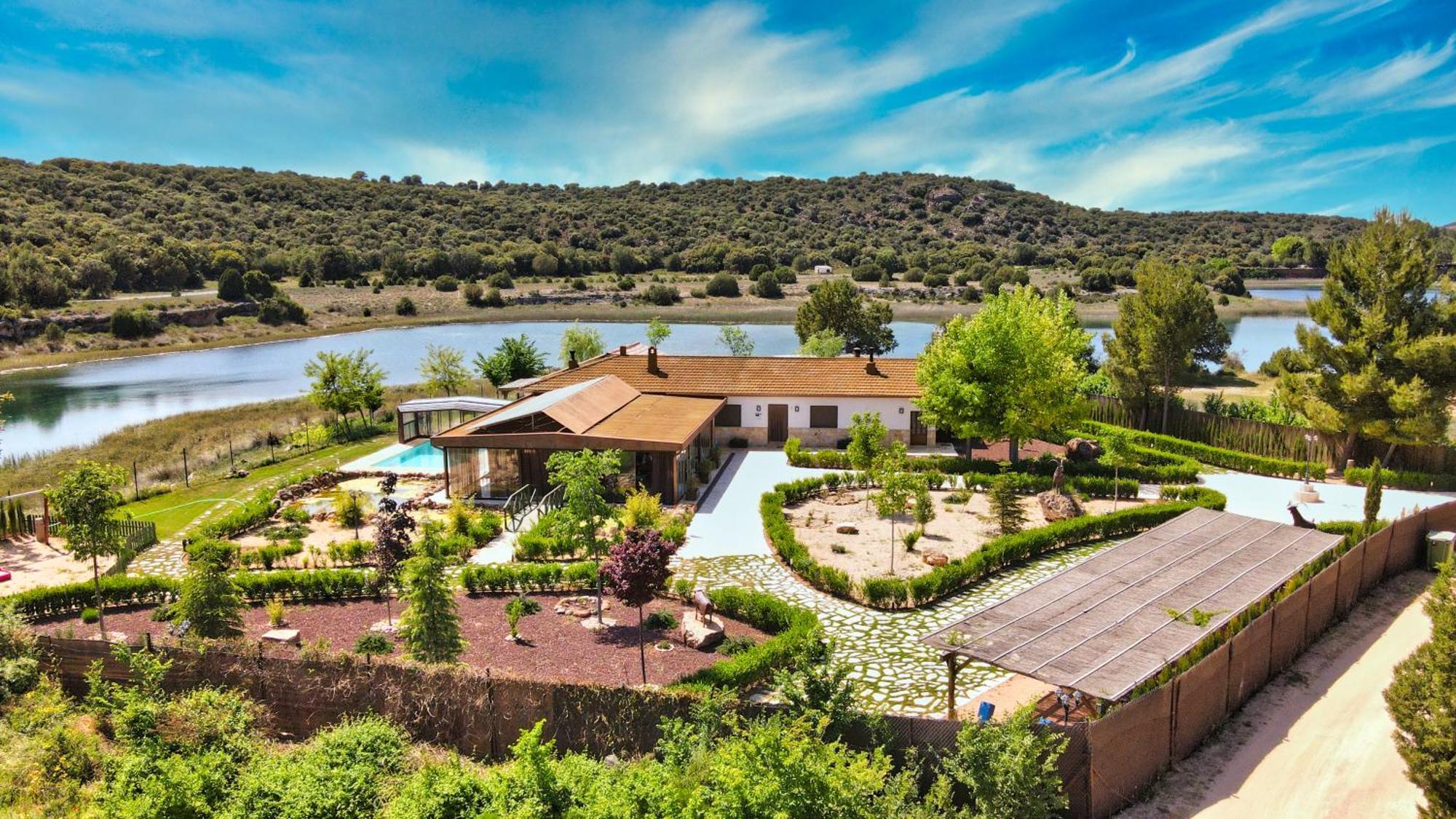 Casas Rurales Laguna La Tinaja オッサ・デ・モンティエル エクステリア 写真