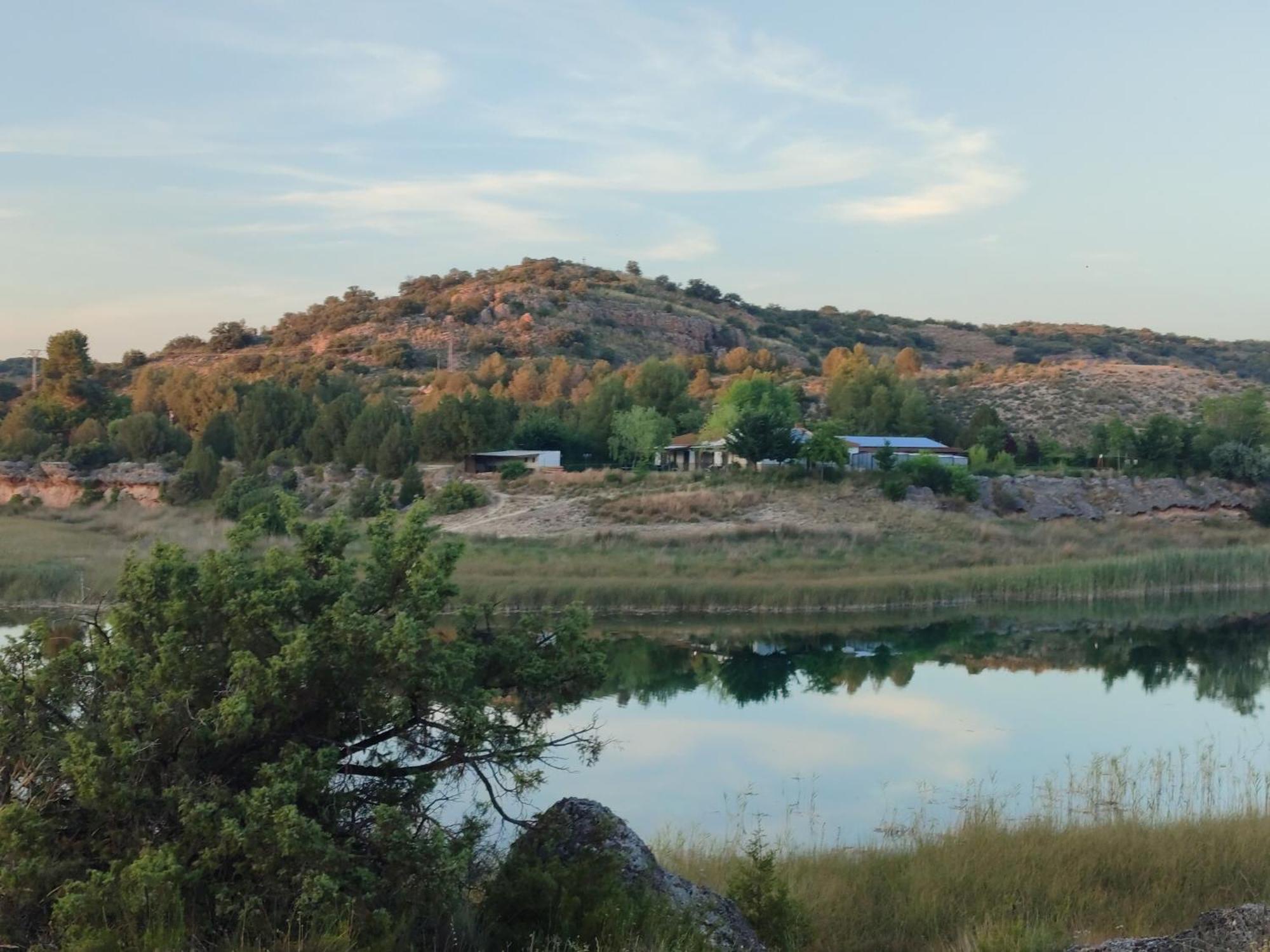 Casas Rurales Laguna La Tinaja オッサ・デ・モンティエル エクステリア 写真
